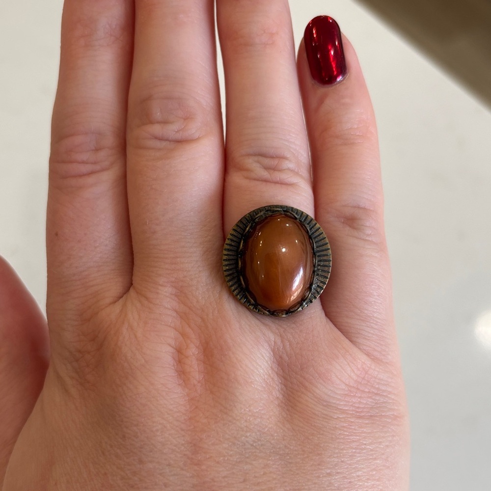 Vintage-Inspired Orange/brown Ring
